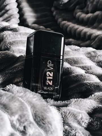 Compra 1 y Lleva 3 - Sauvage Dior, 212 VIP Black, Bleu de Chanel - 100ML